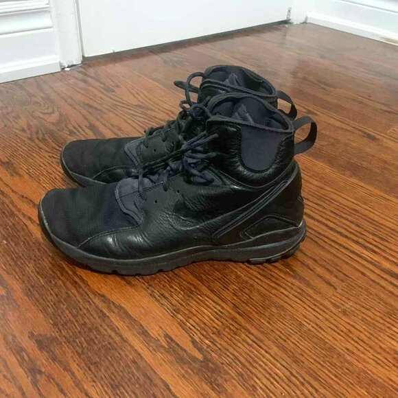Nike Koth Ultra Mid - Picture 1 of 6